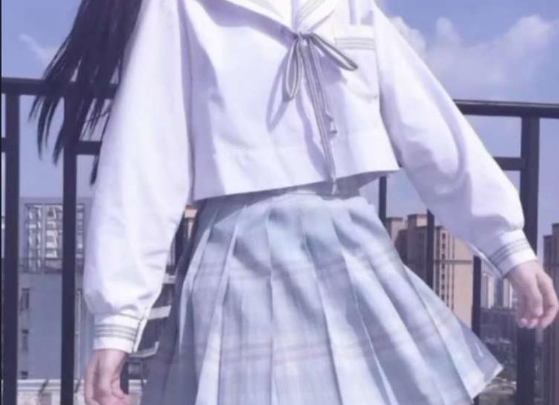 《优雅表白的话》 心 凉 如 水的情话