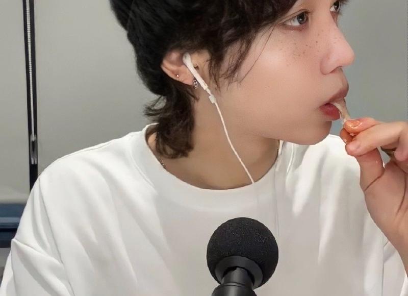 2025七字情话《你今天累不累套路情话什么意思》