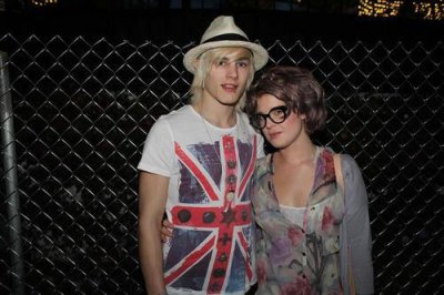 ​关于平凡爱情句子 平凡而美好的爱情句子