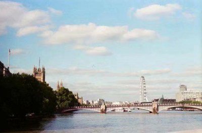 ​霸道的句子关于爱情81句