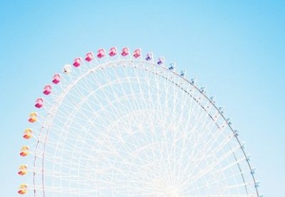 ​唯美的句子：为你擦干眼泪的人，才是最后和你相守的人