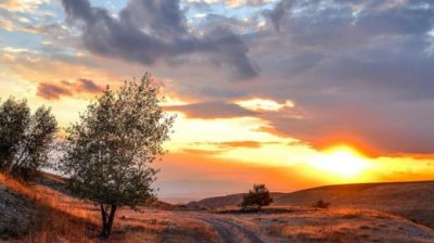 ​飞车情侣网名一男一女简单 qq飞车二字情侣名字[36条]