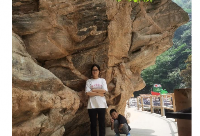 ​山中问答的翻译及赏析