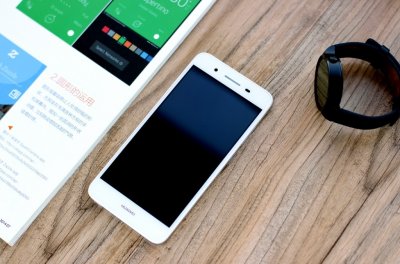 ​靠品质打动用户 华为畅享5S真实体验评测