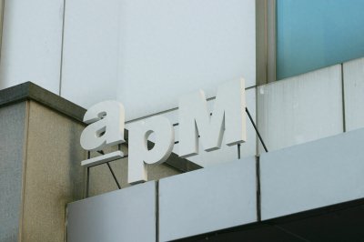 ​韩国东大门批发档口开进上海新天地