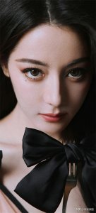 ​国色天香——迪丽热巴时尚写真大图