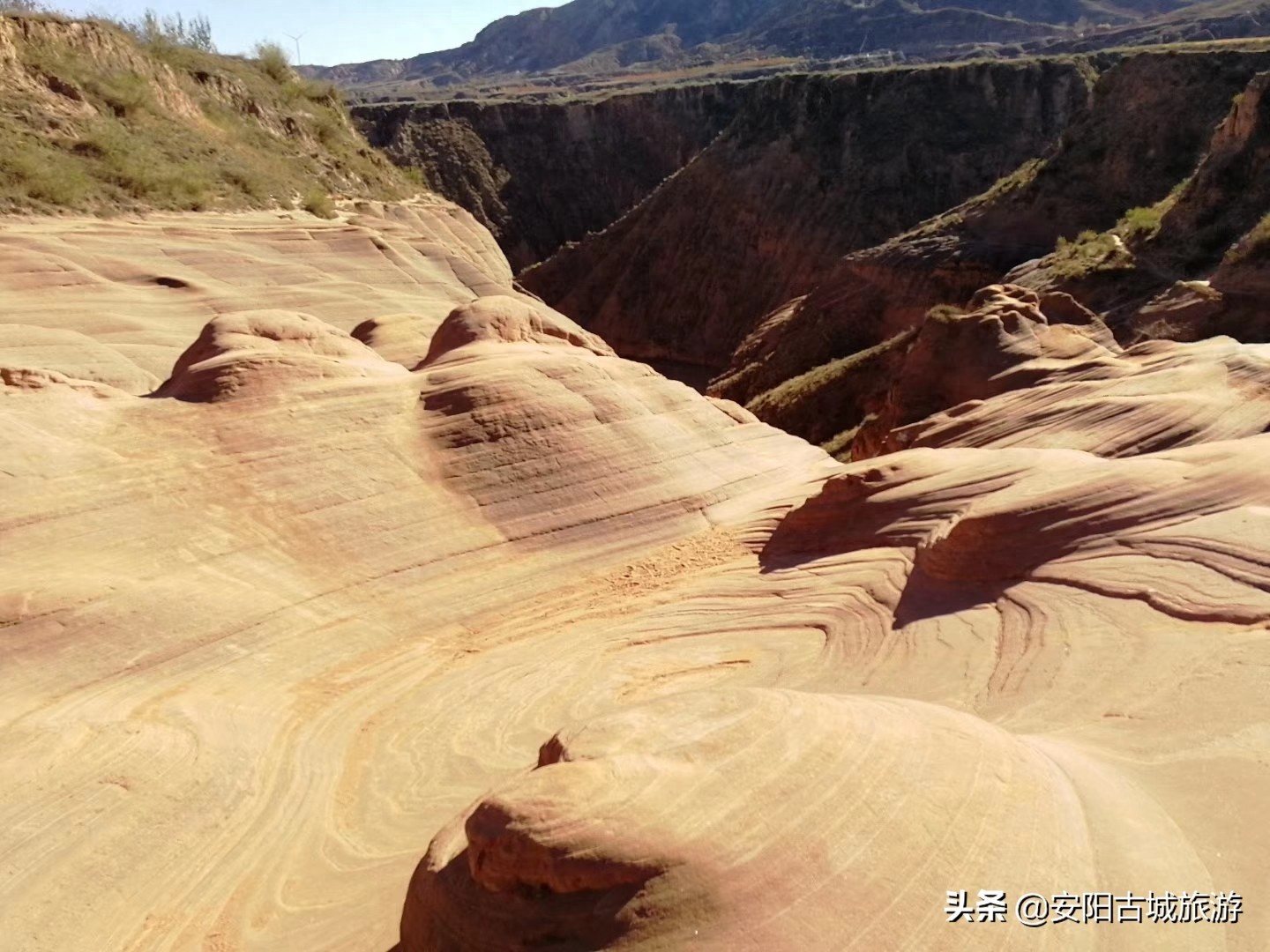 不要门票但是非常值得一去的地方——靖边波浪谷