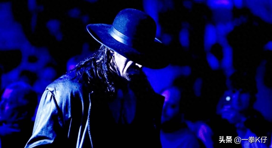 WWE传奇摔跤手“送葬者”宣布退役了