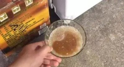 ​家里蚊子多不用慌，教你个土方法，蚊子来多少灭多少