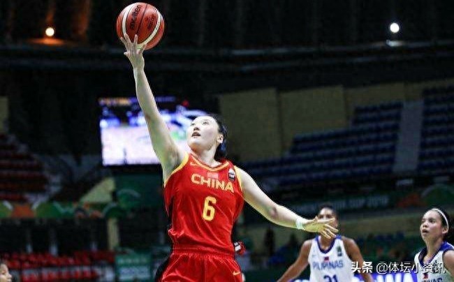 中国女篮后卫，武桐桐，一个长相可爱，靠实力说话的女孩