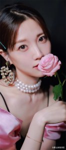 ​气质唯美——张纯烨全新写真图集