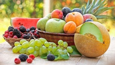 ​中国十大特色水果排行，哪个地方最有名？你的家乡上榜了吗？