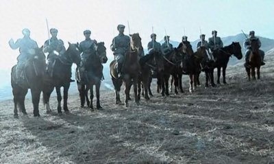 ​开国少将况玉纯，是亮剑中骑兵连连长原型，叶飞都曾为他点烟