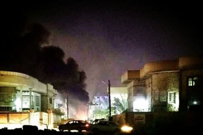 ​美国大使馆深夜拉响警报，防空系统开火，4枚火箭弹在空中炸裂