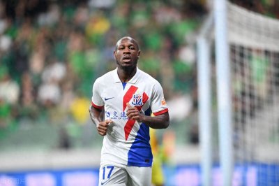 ​官宣喀麦隆球星巴索戈离队引各方惋惜 中超应反思并调整外援政策