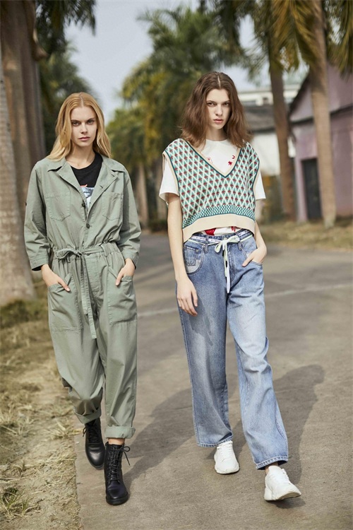 金羽杰--为消费者提供更加多样化的高端时尚服饰