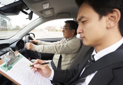 ​网约车司机起步指南：滴滴车主如何顺利完成注册？