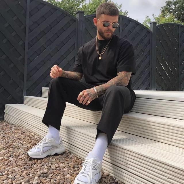 奶咖色配莫兰迪粉（你离成为搭配达人）(32)