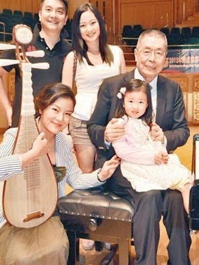 翁帆产下一子2025（翁帆产下一子2025现在健康活泼吗?）