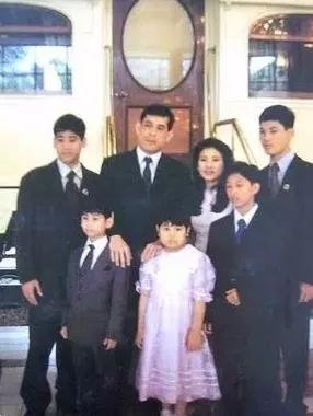 七月封妃，十月被废，一月去世....这位泰国王妃也太惨了吧