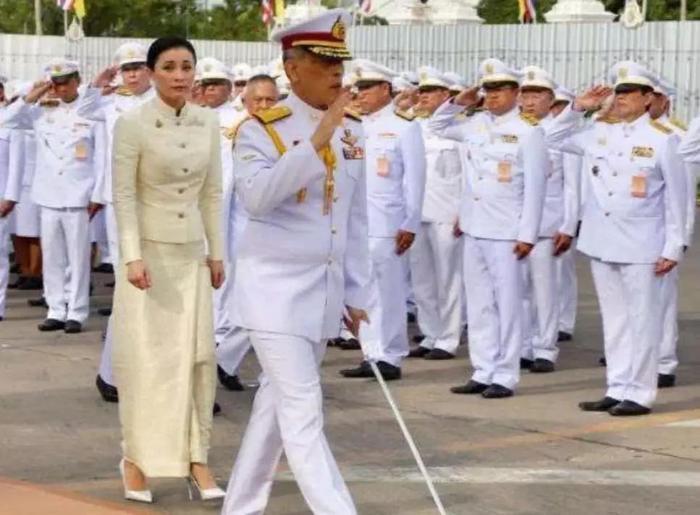 七月封妃，十月被废，一月去世....这位泰国王妃也太惨了吧