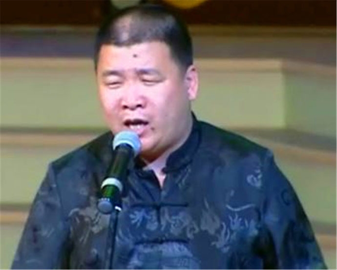 二人转王龙和他老婆蒋依杉合照曝光(蒋依杉王龙一家三口)