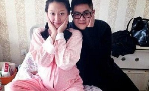 二人转王龙和他老婆蒋依杉合照曝光(蒋依杉王龙一家三口)