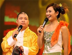 二人转王龙和他老婆蒋依杉合照曝光(蒋依杉王龙一家三口)