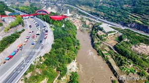 著名水利工程红旗渠位于哪里-（红旗渠在哪里）