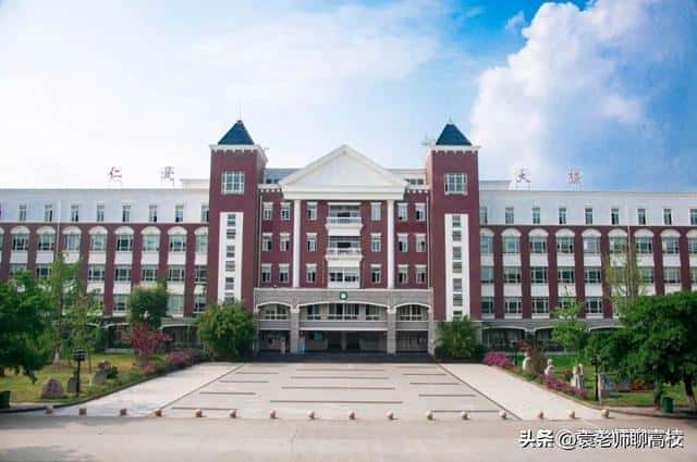 成都文理学院如何-（成都文理学院值得读吗）