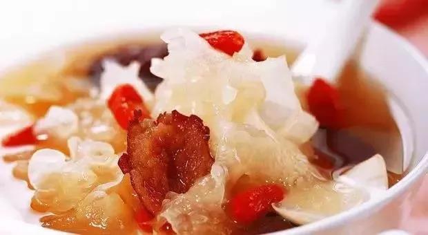 10种秋季养生汤收好它，这个季节经常喝，一秋无烦恼！