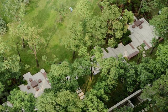 成都麓湖红石公园