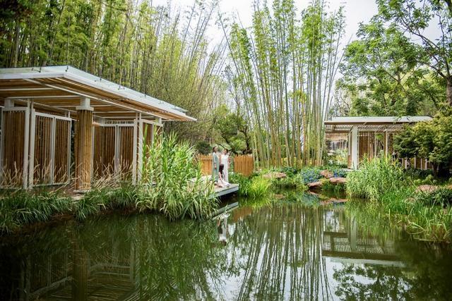 成都麓湖红石公园