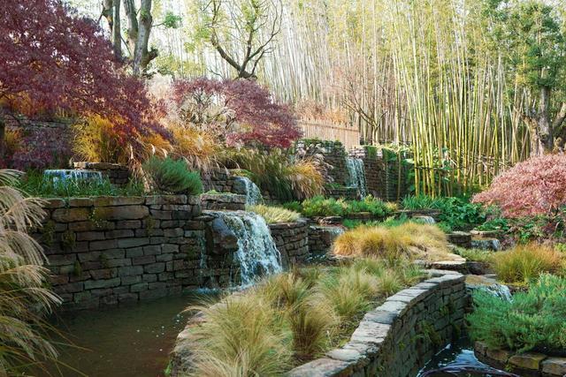 成都麓湖红石公园