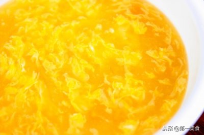 ​厨师长教你做玉米羹，好喝有技巧，看厨师长放的啥，汤汁粘稠香浓