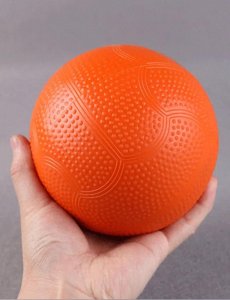 ​你知道实心球和铅球的区别吗？