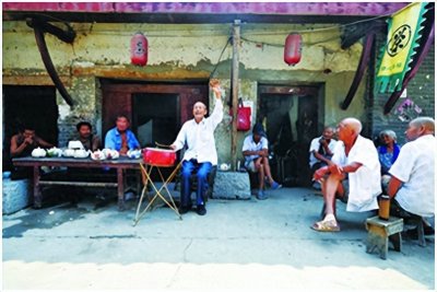 ​听一段安徽大鼓缓解思乡之情，看一眼说书人唤起童年记忆