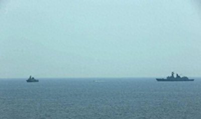 ​中阿海军舰艇举行海上联合演练