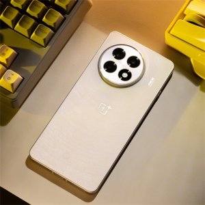 ​预算2000元出头，4款高性能手机推荐，年中大促已跌至新低价