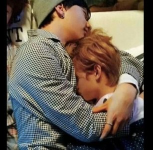 ​夫妻在床上恩爱的5个姿势，夫妻要三戒