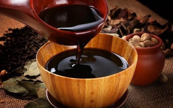 喝黑醋有减肥作用吗 减肥黑醋和白醋哪个好