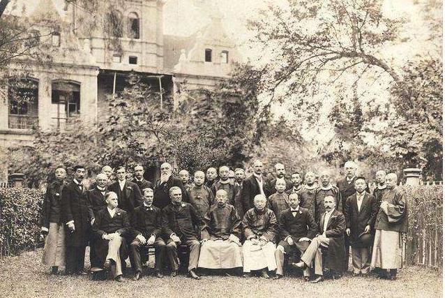 民国才女盛爱颐，清末首富之女却孤独终老，为争遗产一告成名