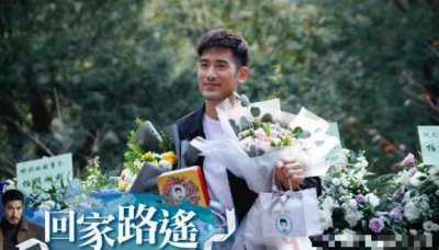 ​瞬间泪目！高以翔遗照曝光，绅士笑容依旧，愿哥哥在天堂也要微笑