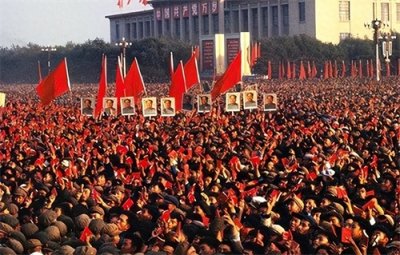 ​1966年出现的“大串联”又何意？为何能免费坐火车，免费住公社？