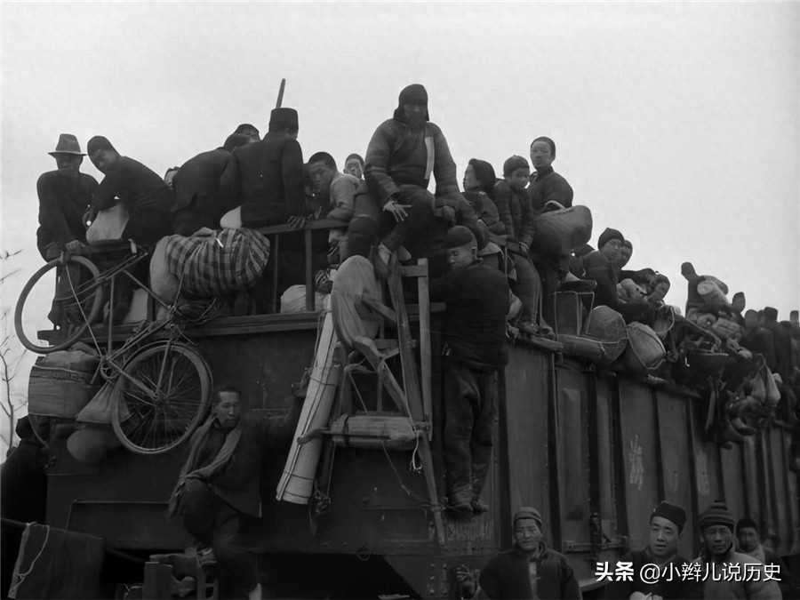 真实的1942河南大饥荒，人们抢吃大雁屎，卖妻女只换4斗粮食