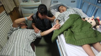 ​8张催人泪下的父子图，8位平凡又伟大的父亲，看哪位让你感动落泪