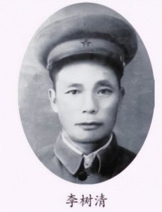 ​老红军建国后只回家六次，去世前儿子赶来探望：爹，你认得我吗