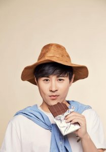 ​90年代红歌星伊扬：如今爆红抖音，情感状况怎样？