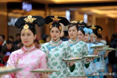 ​在雷雨天，故宫墙上出现宫女影像？用三个证据戳穿这个谣言