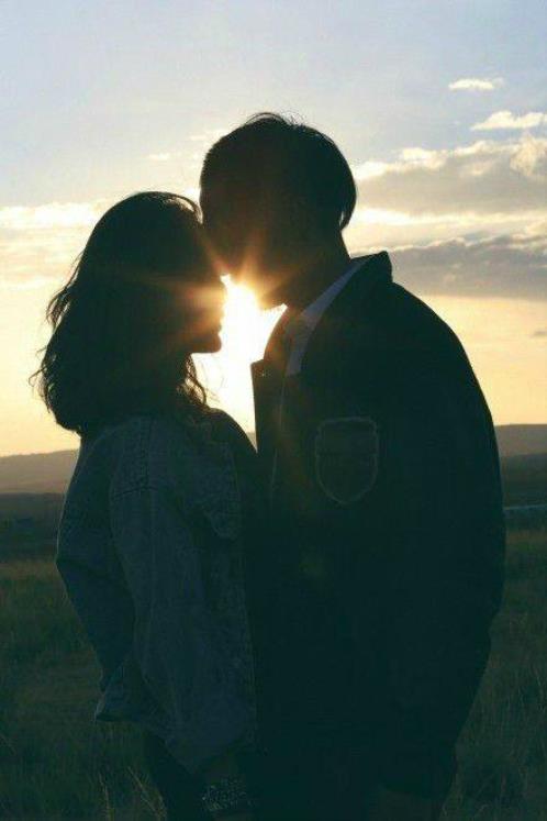 关于爱情的歌词大全（搞笑的爱情的经典歌词）